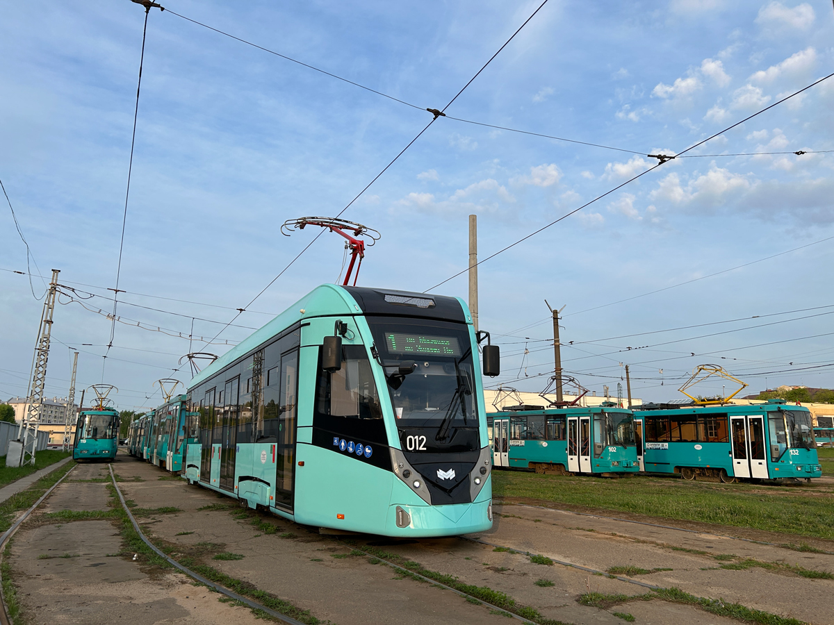 Минск, БКМ Т811 № 012