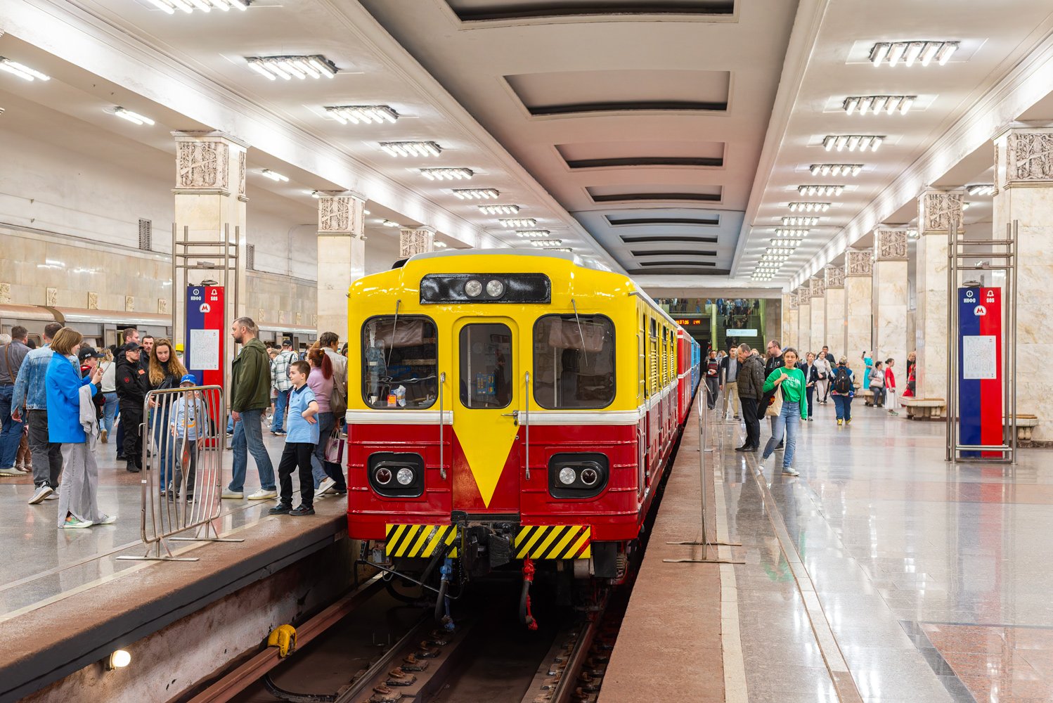莫斯科, 81-580 # ВЭКА-001; 莫斯科 — Festive events, exhibitions of rolling stock and a train parade dedicated to the 90th anniversary of the Moscow Metro on May 15-18, 2025