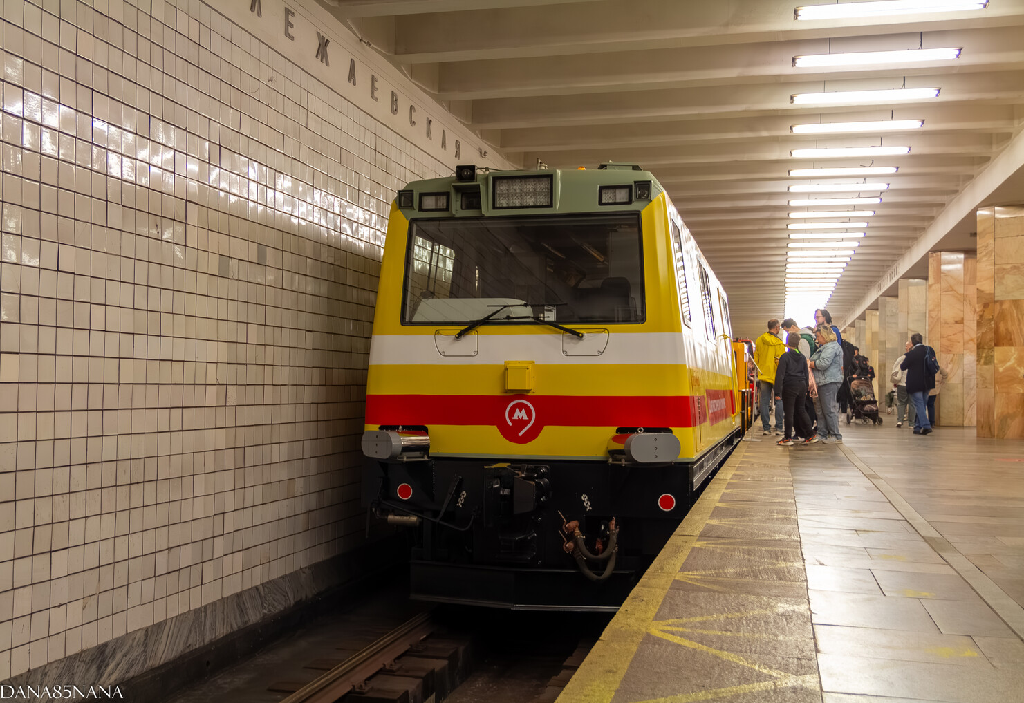 莫斯科, SMDK-Mtr # 01; 莫斯科 — Festive events, exhibitions of rolling stock and a train parade dedicated to the 90th anniversary of the Moscow Metro on May 15-18, 2025