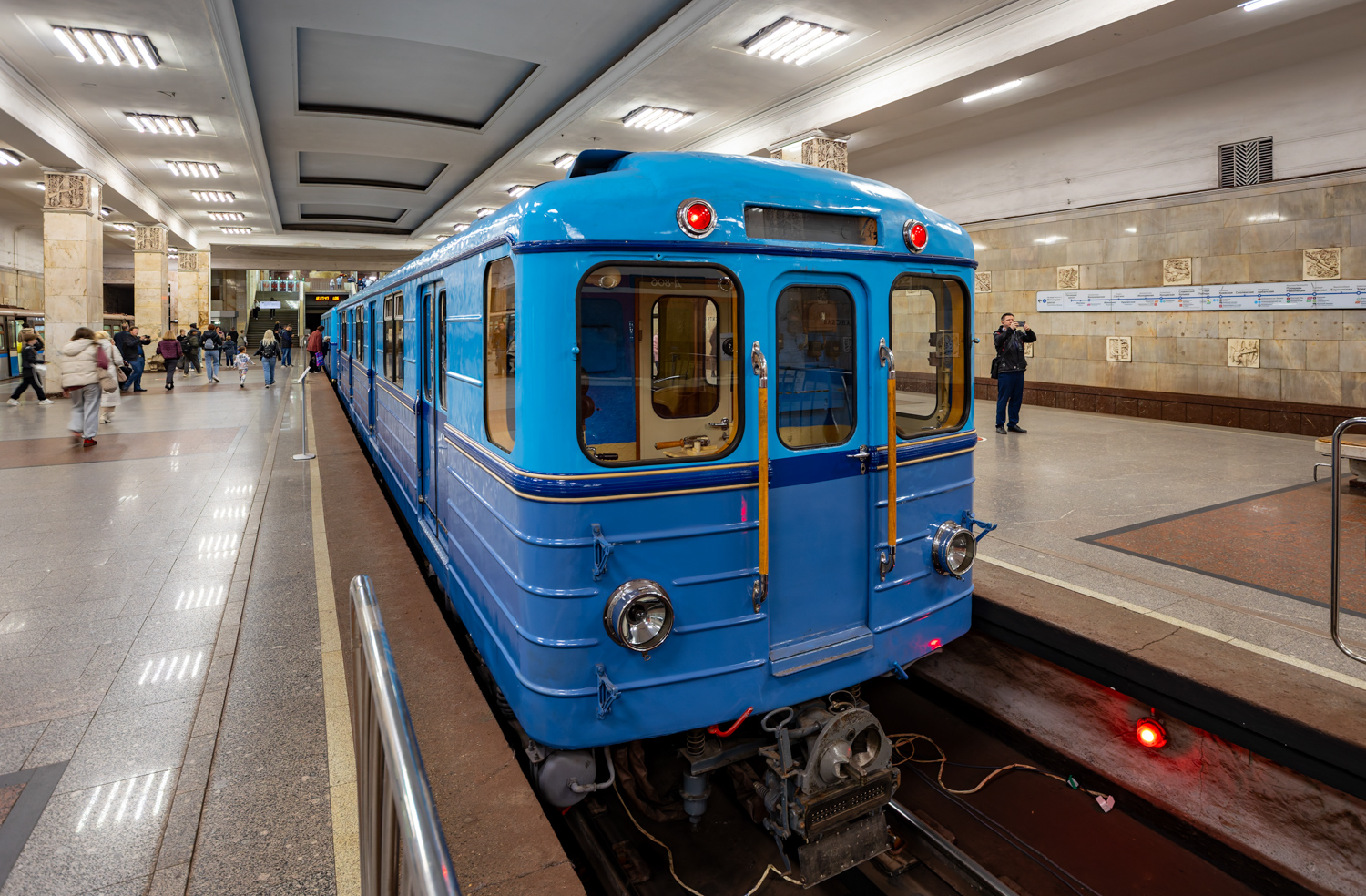 Moszkva, E — 3605; Moszkva — Festive events, exhibitions of rolling stock and a train parade dedicated to the 90th anniversary of the Moscow Metro on May 15-18, 2025