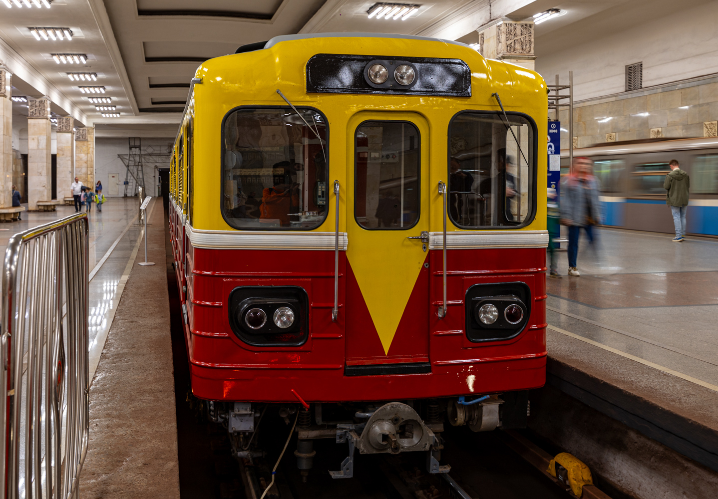 Москва, 81-580 № ВЭКА-001; Москва — Праздничные мероприятия, выставки подвижного состава и Парад поездов к 90-летию Московского метрополитена 15 — 18 мая 2025