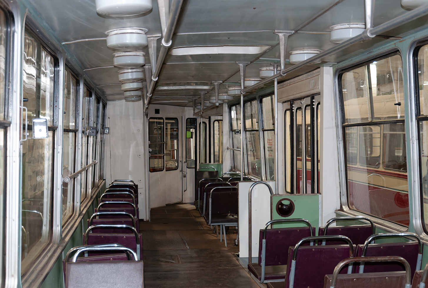 Санкт-Петербург, ЛМ-68М № 2423