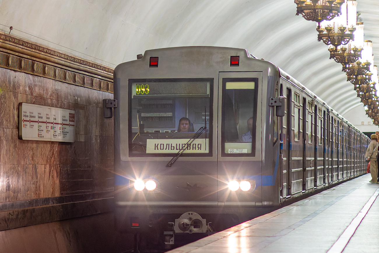 Москва, 81-717.6 № 27016; Москва — Праздничные мероприятия, выставки подвижного состава и Парад поездов к 90-летию Московского метрополитена 15 — 18 мая 2025