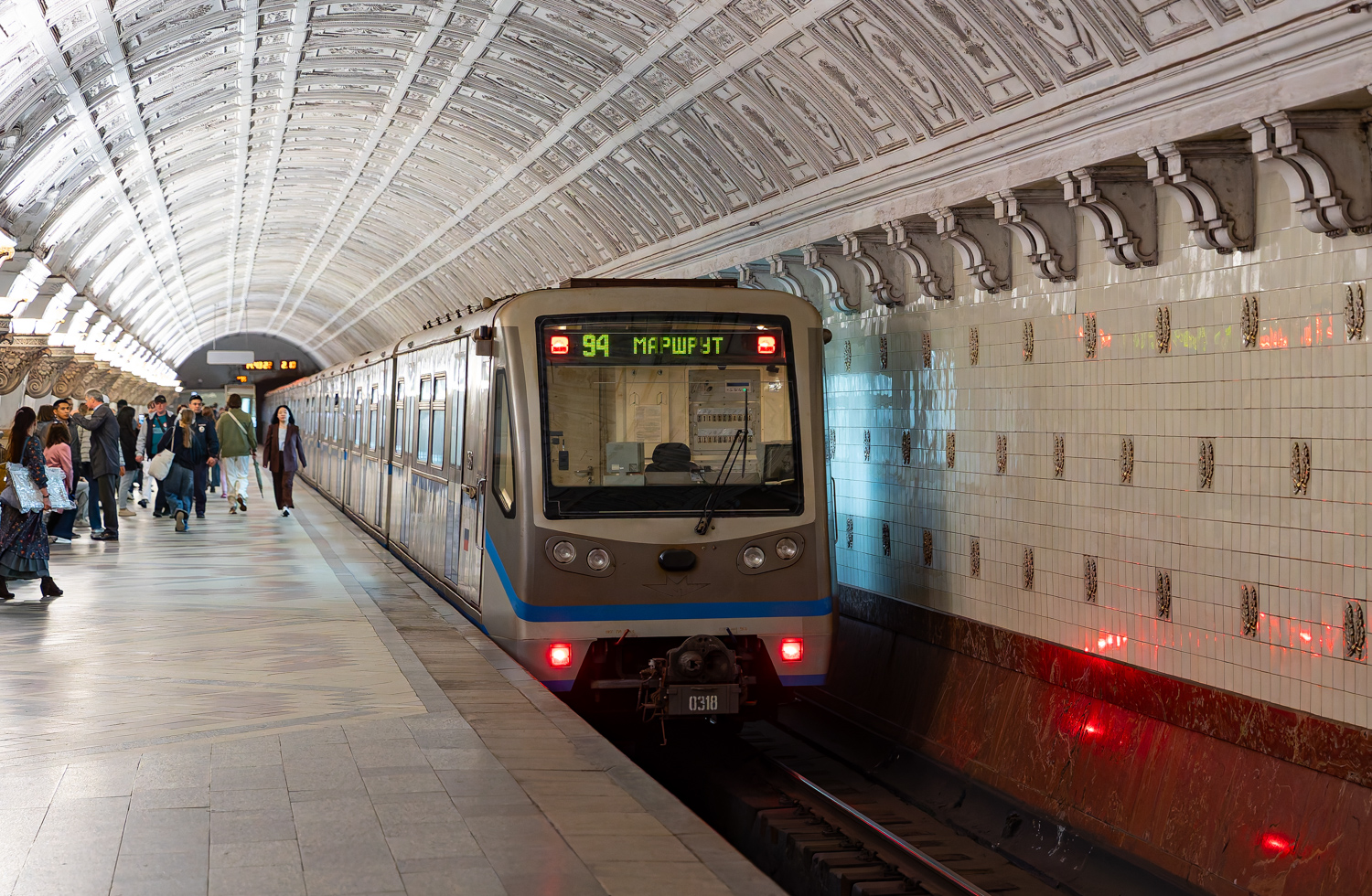 Москва, 81-740.4 «Русич» № 0318; Москва — Праздничные мероприятия, выставки подвижного состава и Парад поездов к 90-летию Московского метрополитена 15 — 18 мая 2025