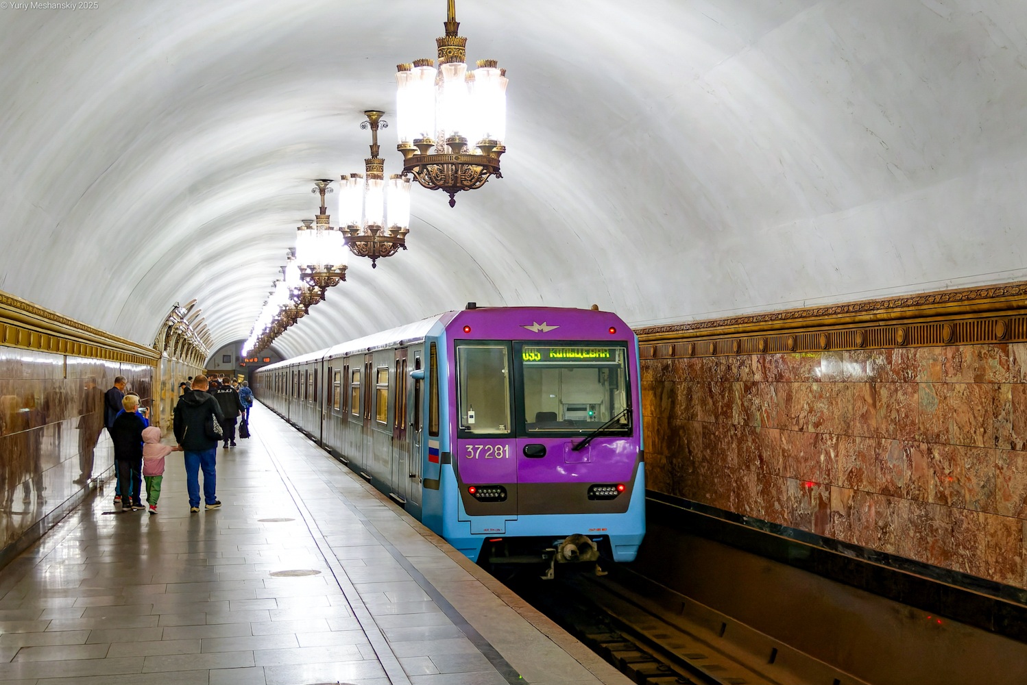 Maskva, 81-760A nr. 37281; Maskva — Festive events, exhibitions of rolling stock and a train parade dedicated to the 90th anniversary of the Moscow Metro on May 15-18, 2025