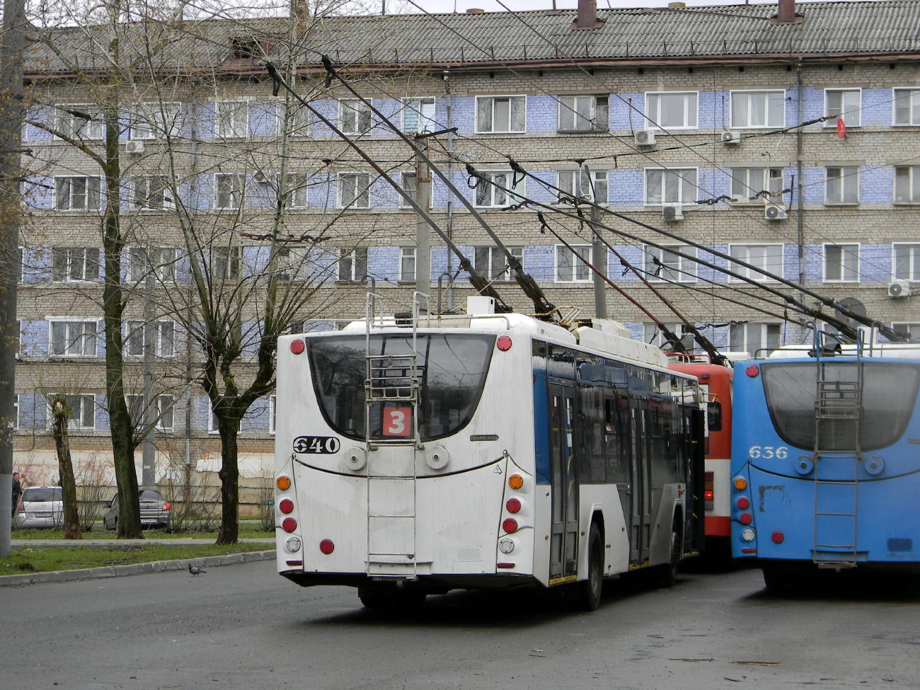 Киров, ВМЗ-5298.01 «Авангард» № 640; Киров, БТЗ-52764Р № 452