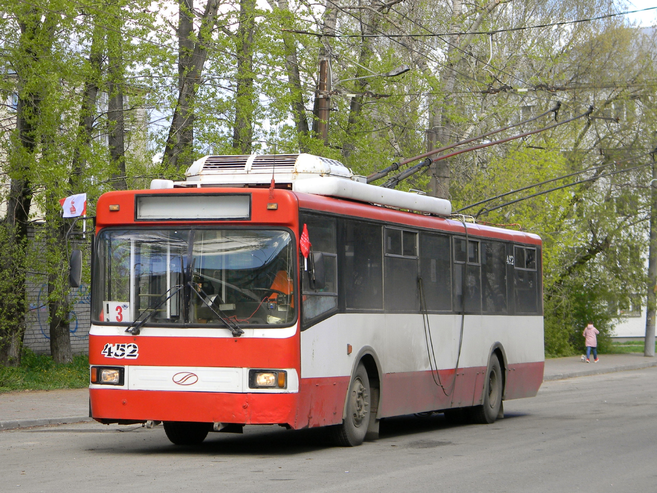 Киров, БТЗ-52764Р № 452