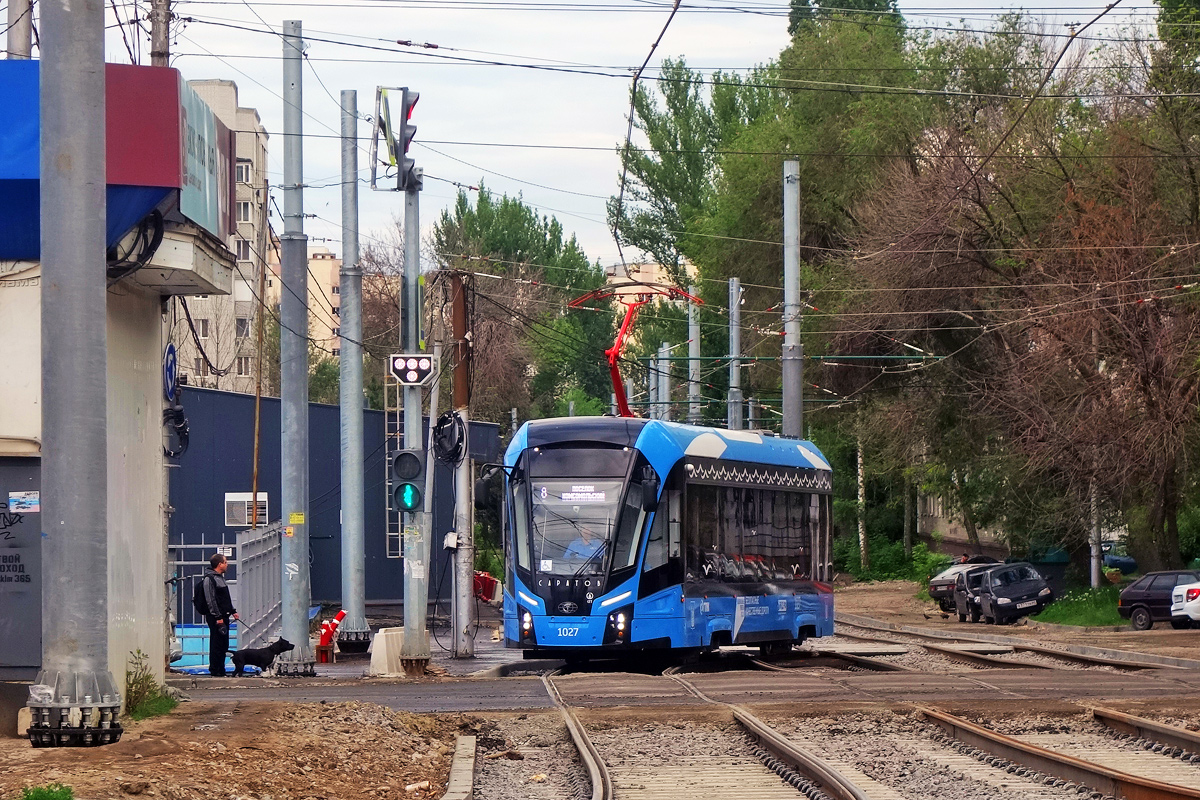 Саратов, 71-911ЕМ «Львёнок» № 1027