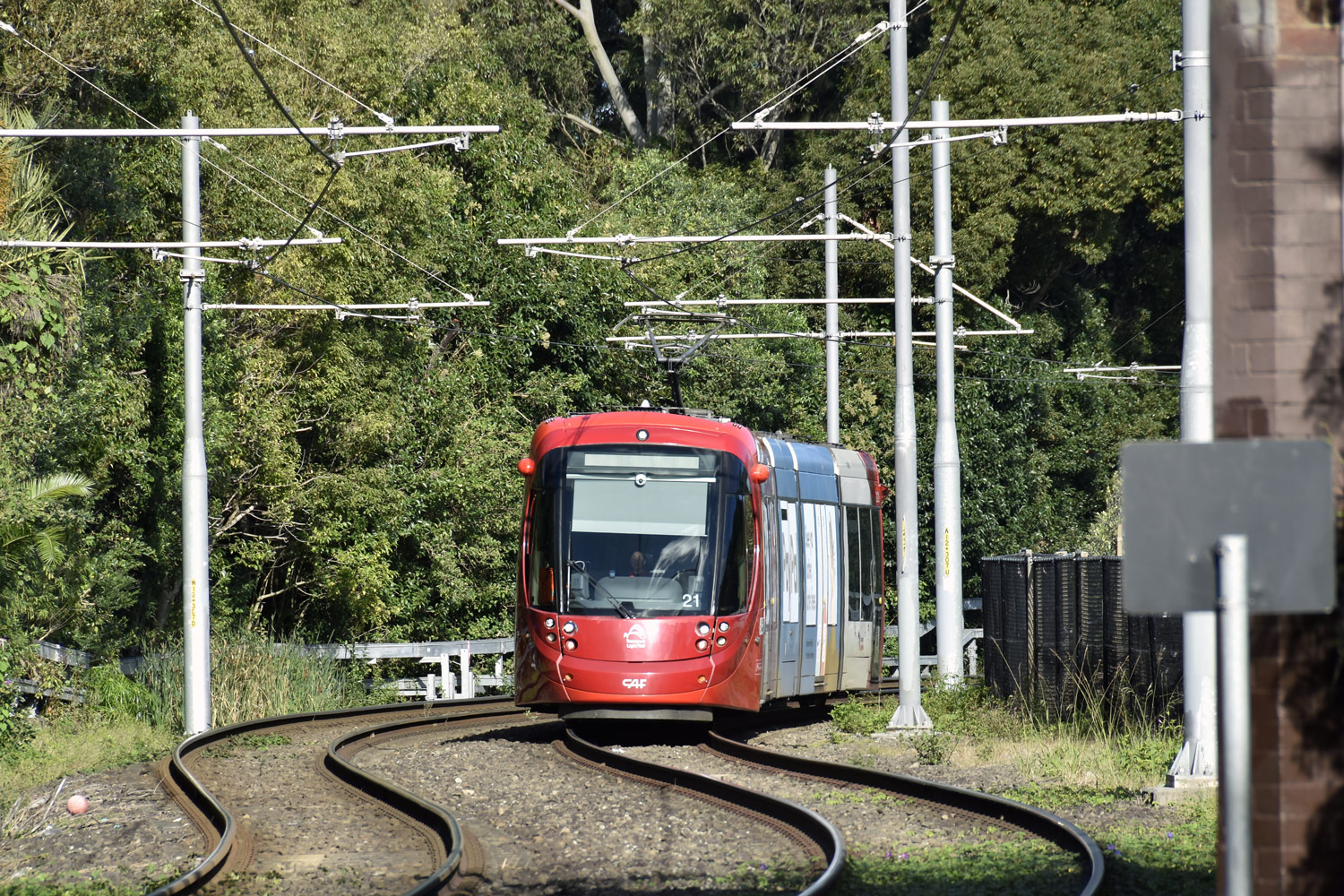 Сидней, CAF Urbos 3 № 2121 (21)