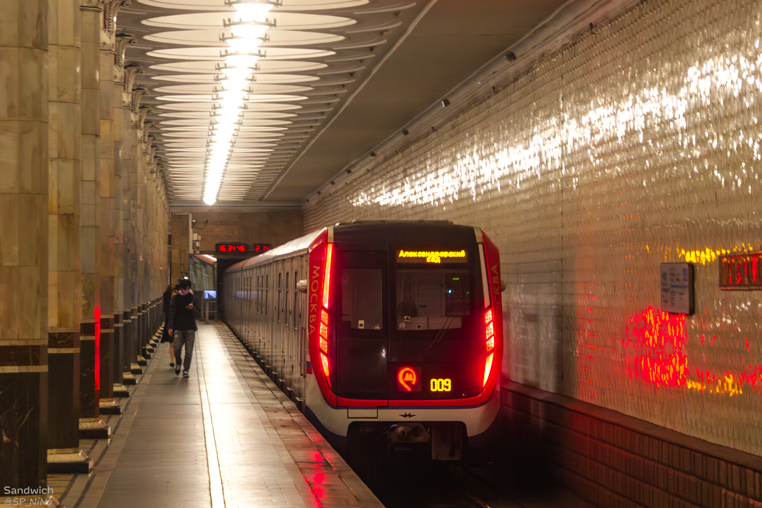 Москва — Метрополитен — Подвижной состав — 81-765/766/767 «Москва» и модификации Москва — Метрополитен — Подвижной состав — 81-765/766/767 «Москва» и модификации