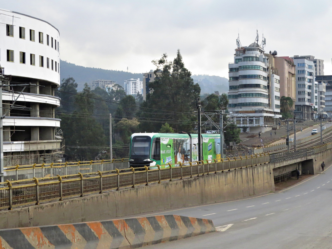 Аддис-Абеба, CNR Changchun № 111; Аддис-Абеба — Перебои и отключения энергоснабжения