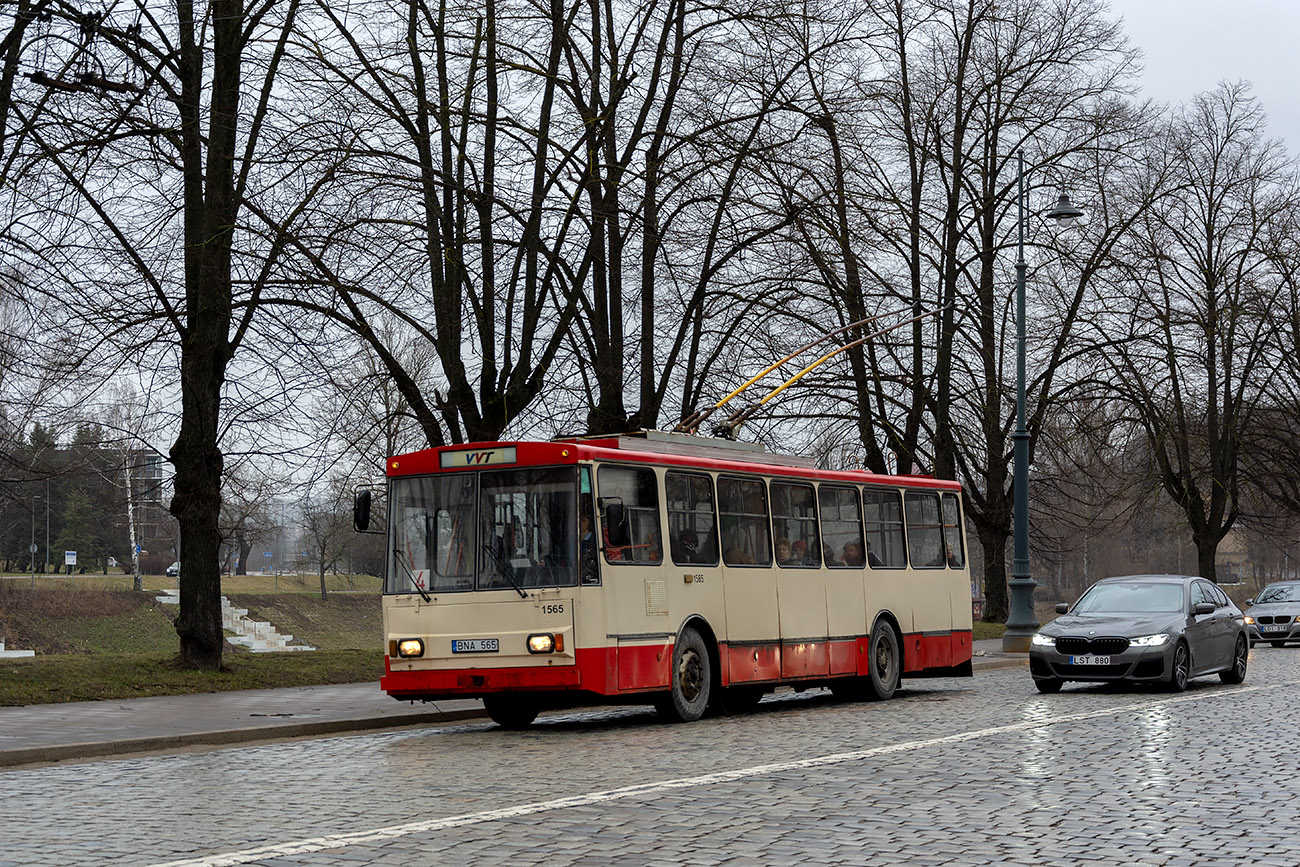Вильнюс, Škoda 14Tr11/6 № 1565