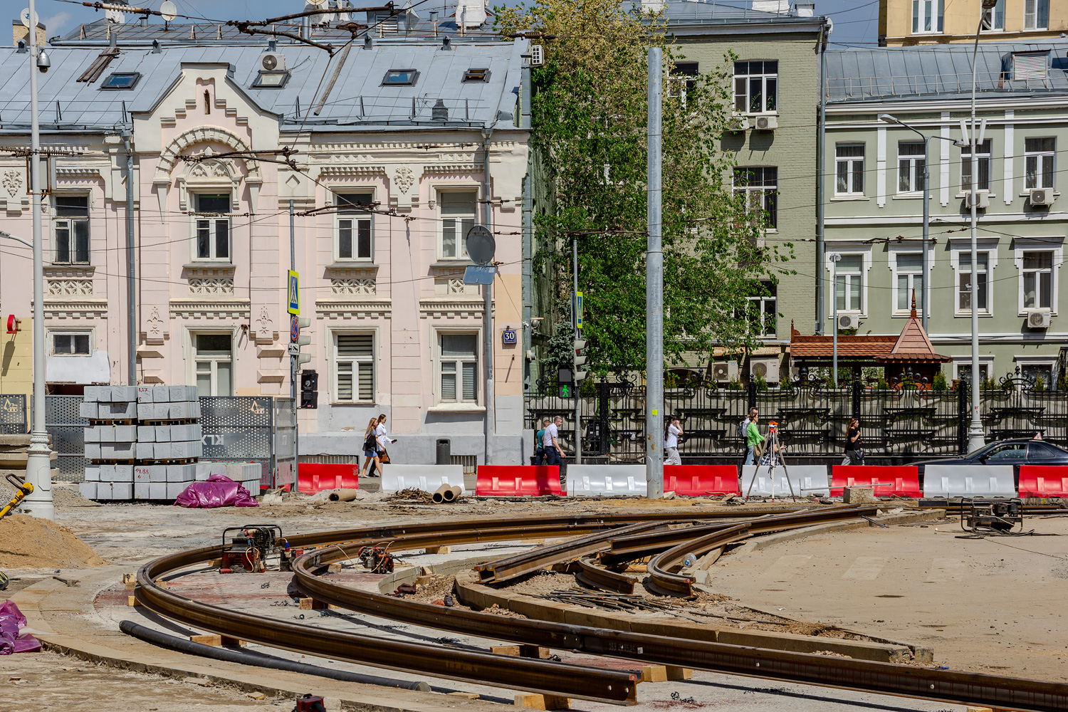 Moscou — Construction of a tram line on Academician Sakharov Avenue Moscou — Construction of a tram line on Academician Sakharov Avenue