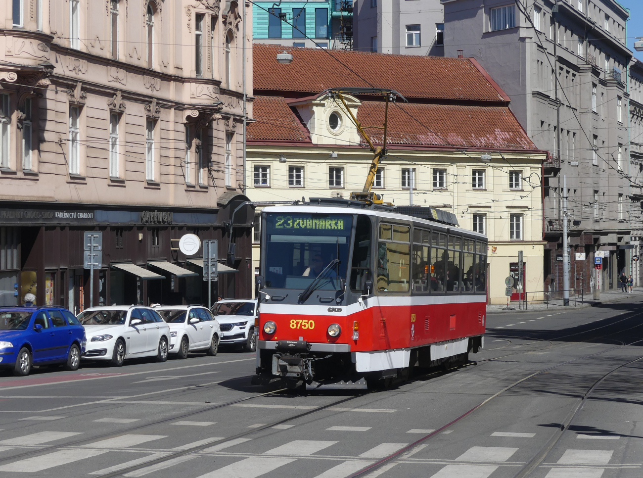 Прага, Tatra T6A5 № 8750