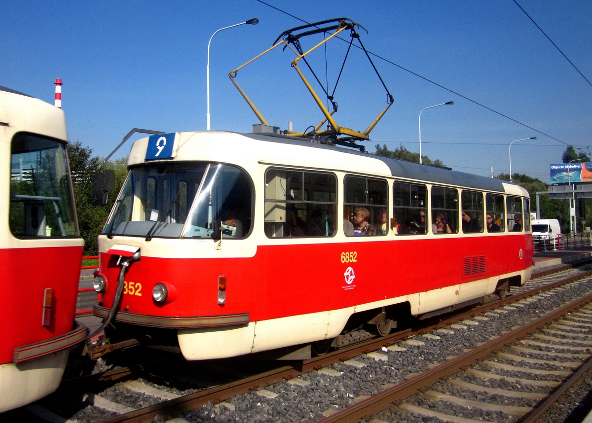 Прага, Tatra T3 № 6852