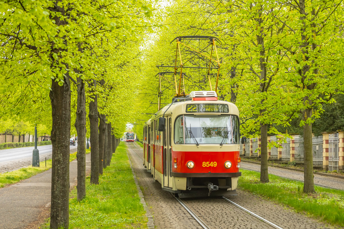 Прага, Tatra T3R.P № 8549