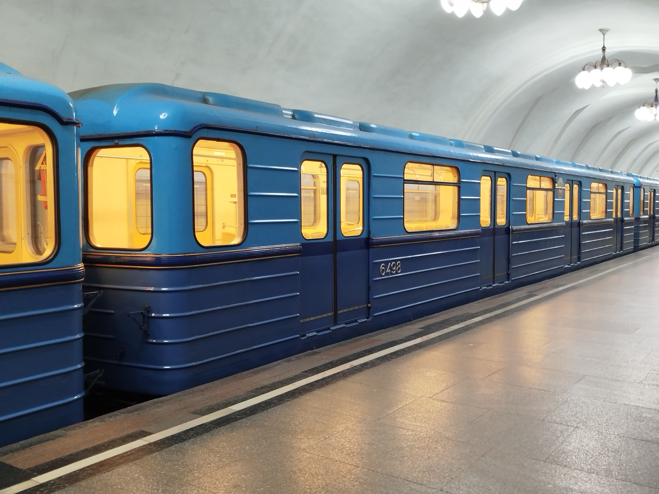 Moskwa, Em-508T Nr 6498