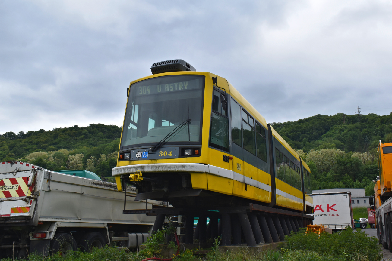 Пльзень, Škoda 03T3 Astra № 304; Усти-над-Лабем — Вагоны из других городов