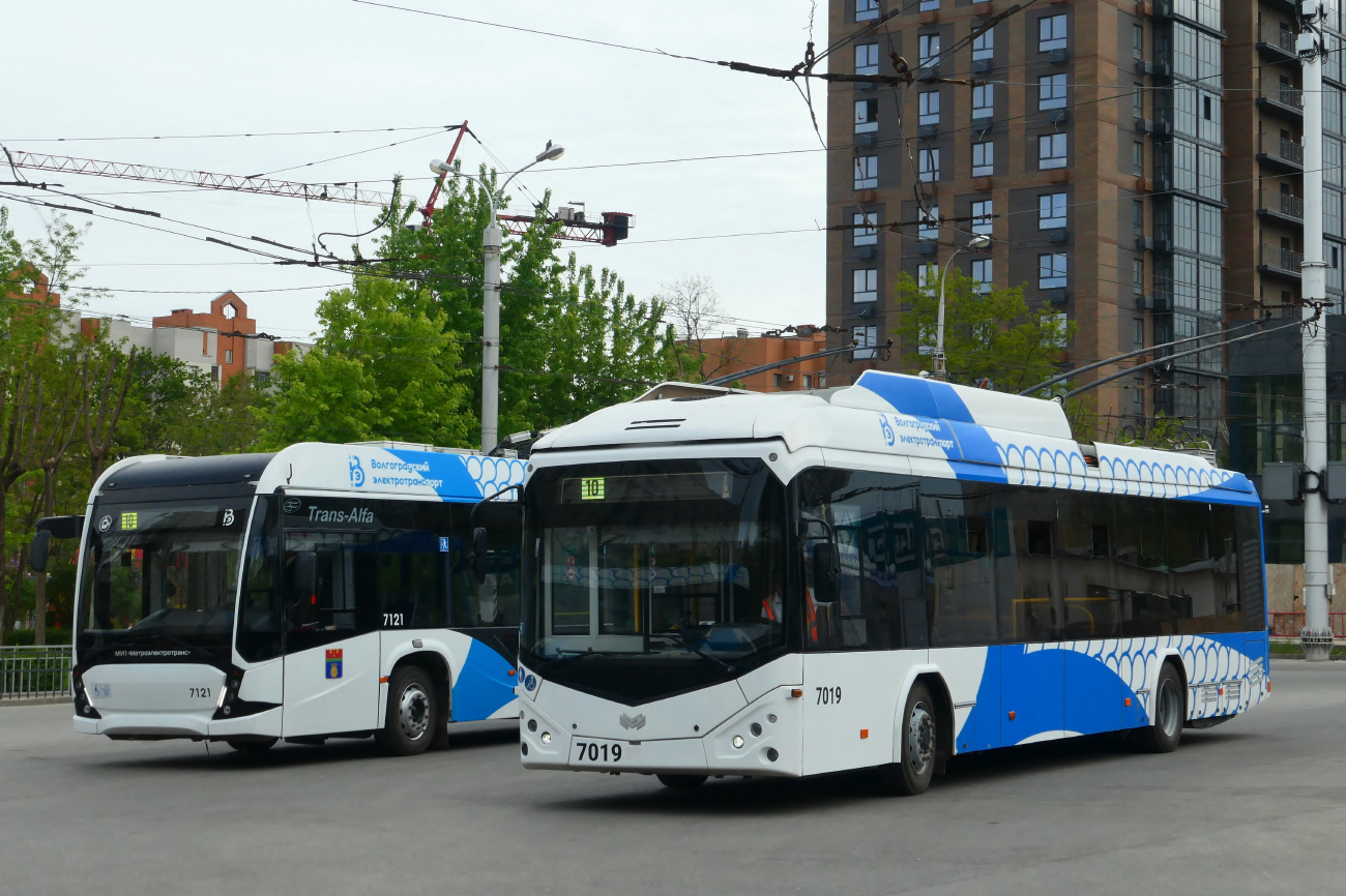 Волгоград, БКМ 32100D № 7019