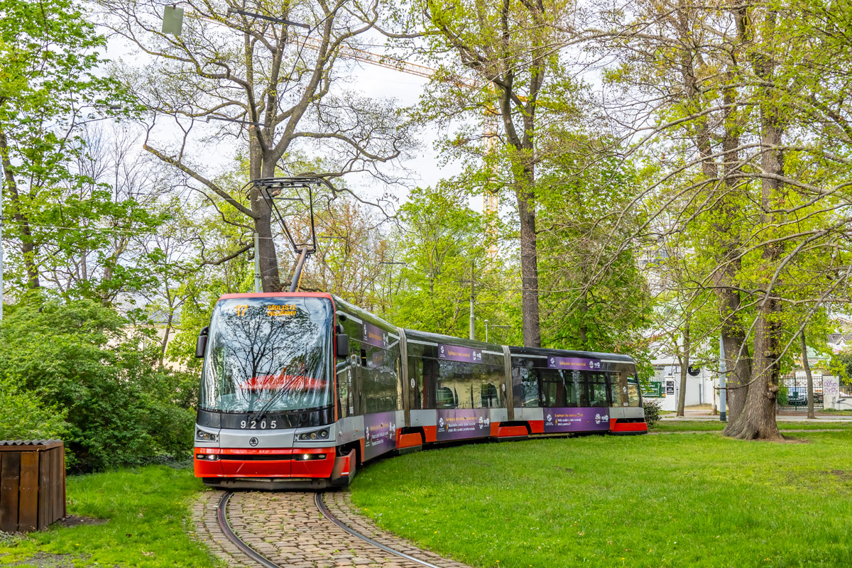 Praha, Škoda 15T1 ForCity Alfa Praha # 9205