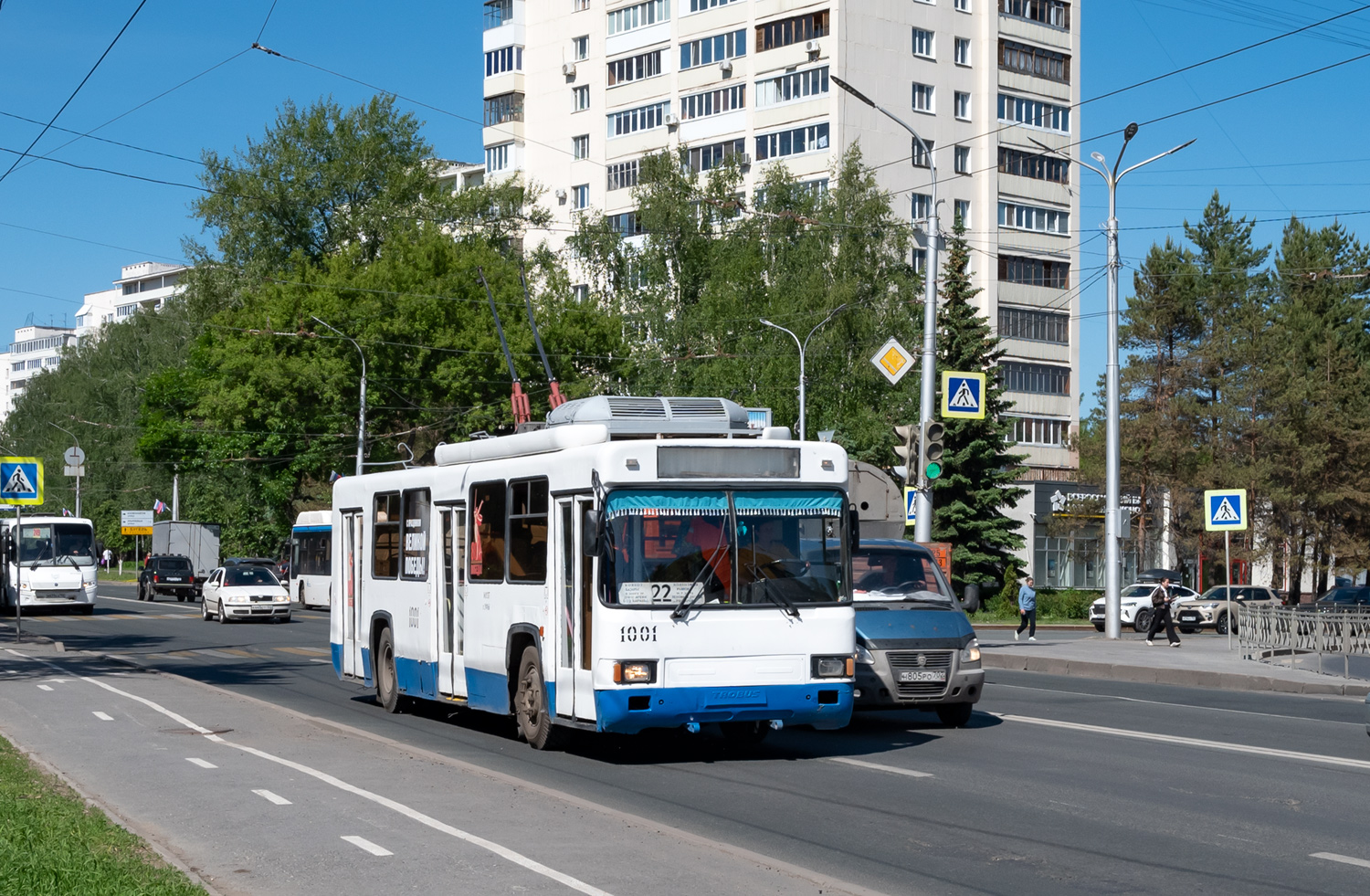 Ufa, BTZ-52761R № 1001