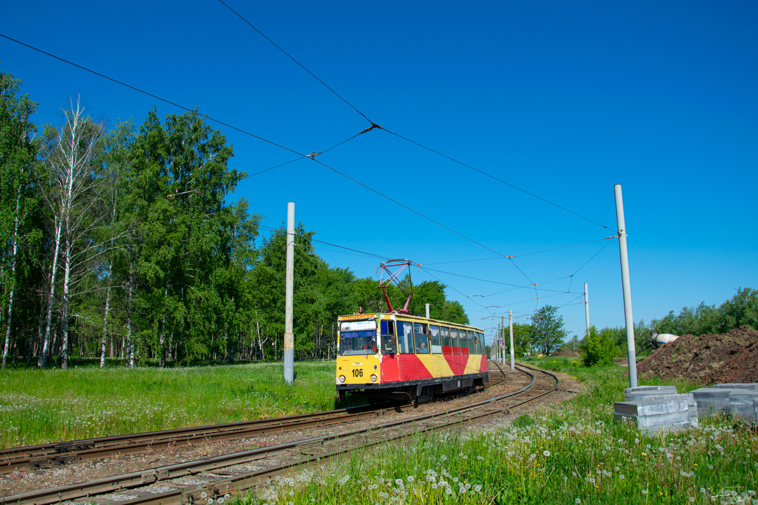 Нижнекамск, 71-605 (КТМ-5М3) № 106