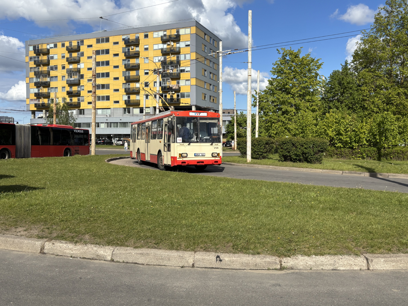 Вильнюс, Škoda 14Tr11/6 № 2126