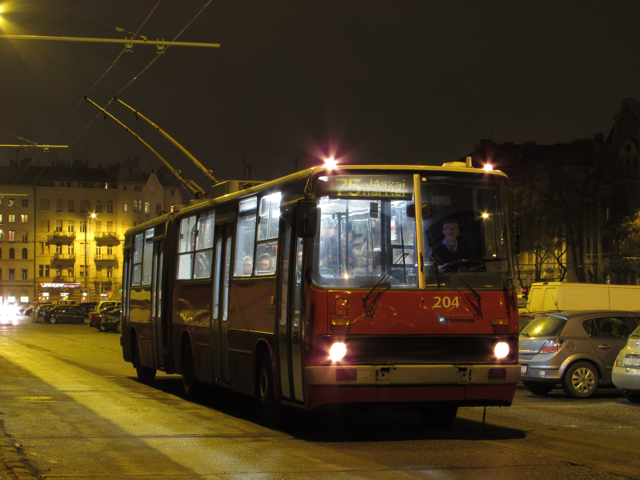 Будапешт, Ikarus 280.94 № 204