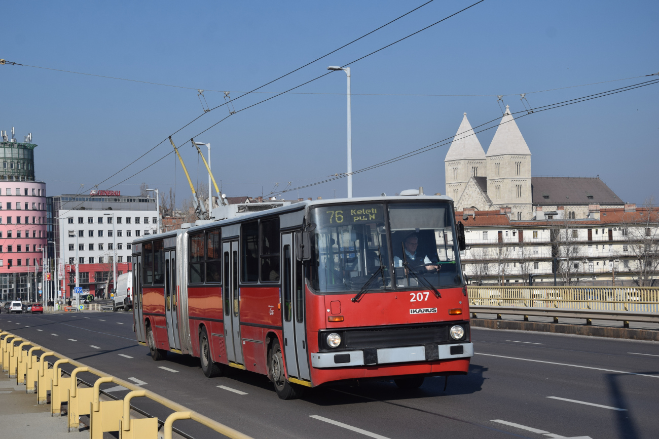 Будапешт, Ikarus 280.94 № 207