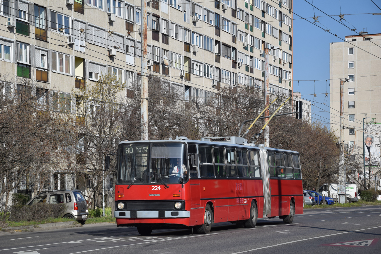 Budapešť, Ikarus 280.94 č. 224