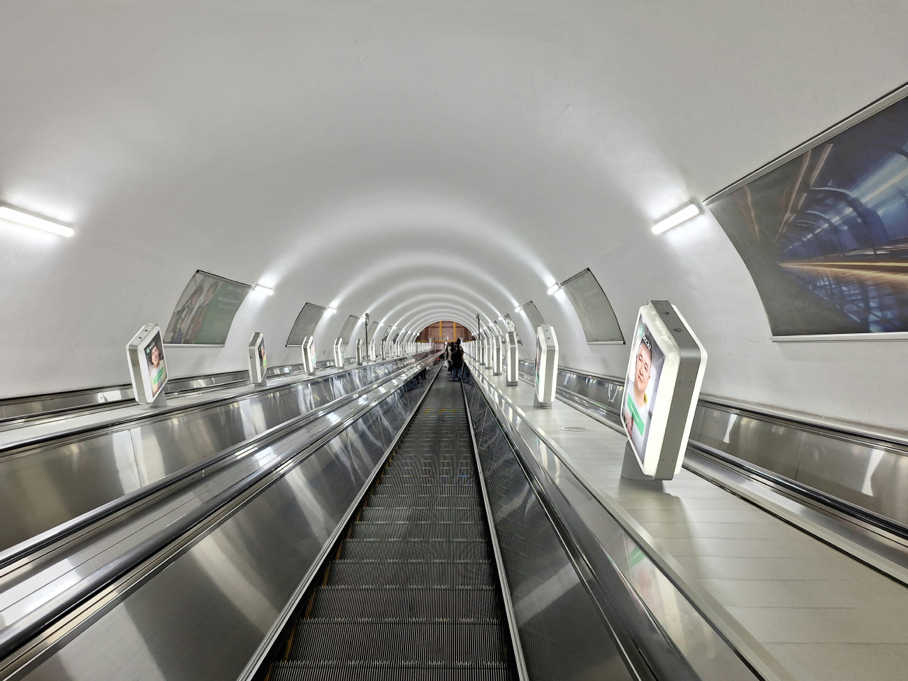 Алматы — Метрополитен — Линия 1 — Станции