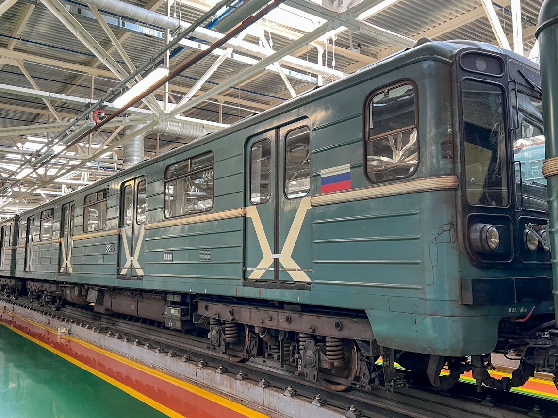 Москва, 81-717.5 (ЛВЗ/ВМ) № 8893 Москва, 81-717.5 (ЛВЗ/ВМ) № 8893