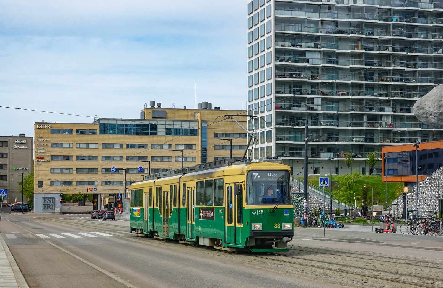 Helsinky — Espoo, Valmet MLNRV2 č. 88