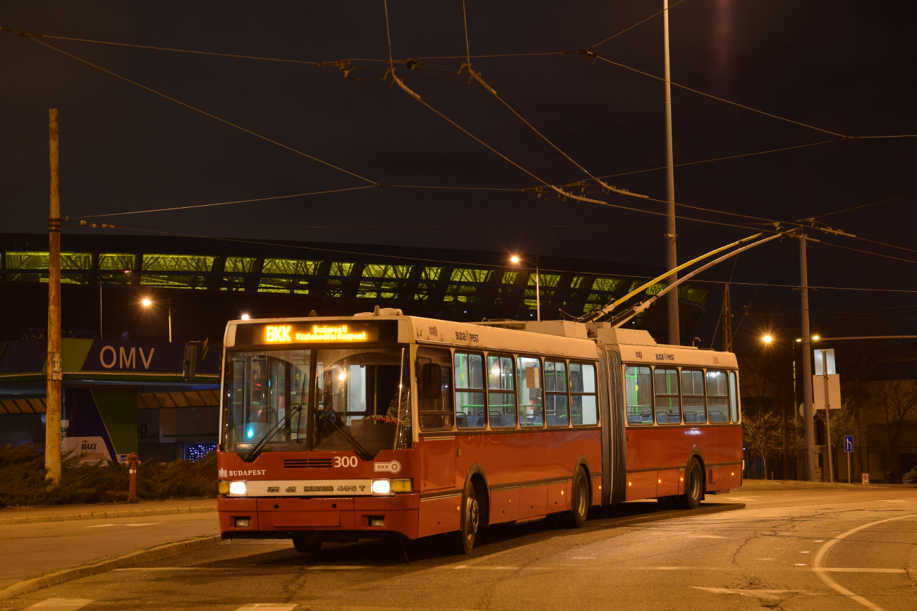 Budapesta, Ikarus 435.81F Nr. 300