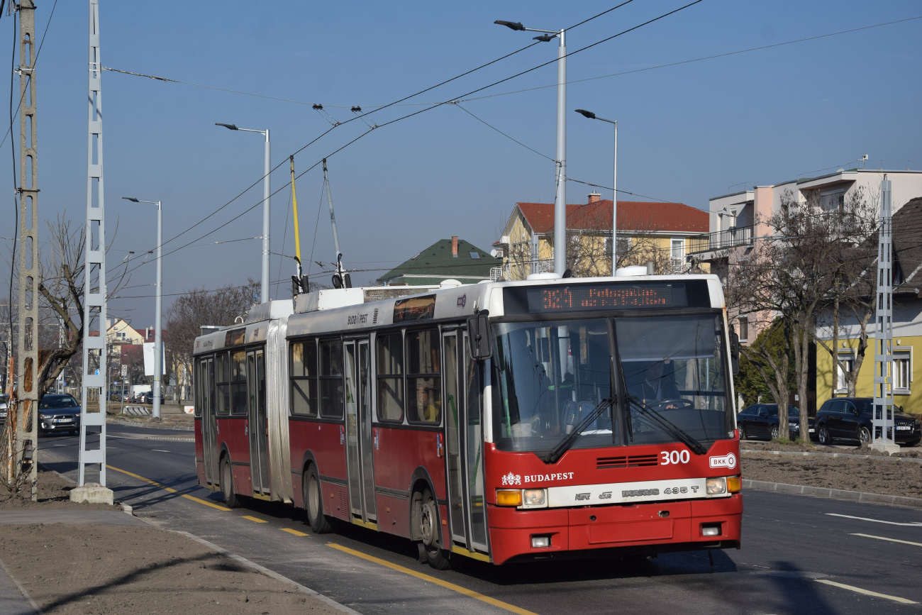 Будапешт, Ikarus 435.81F № 300