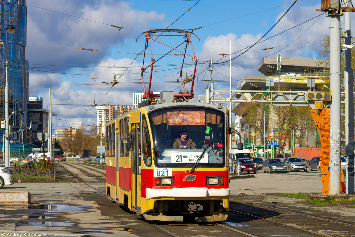 Екатеринбург, 71-403 № 821