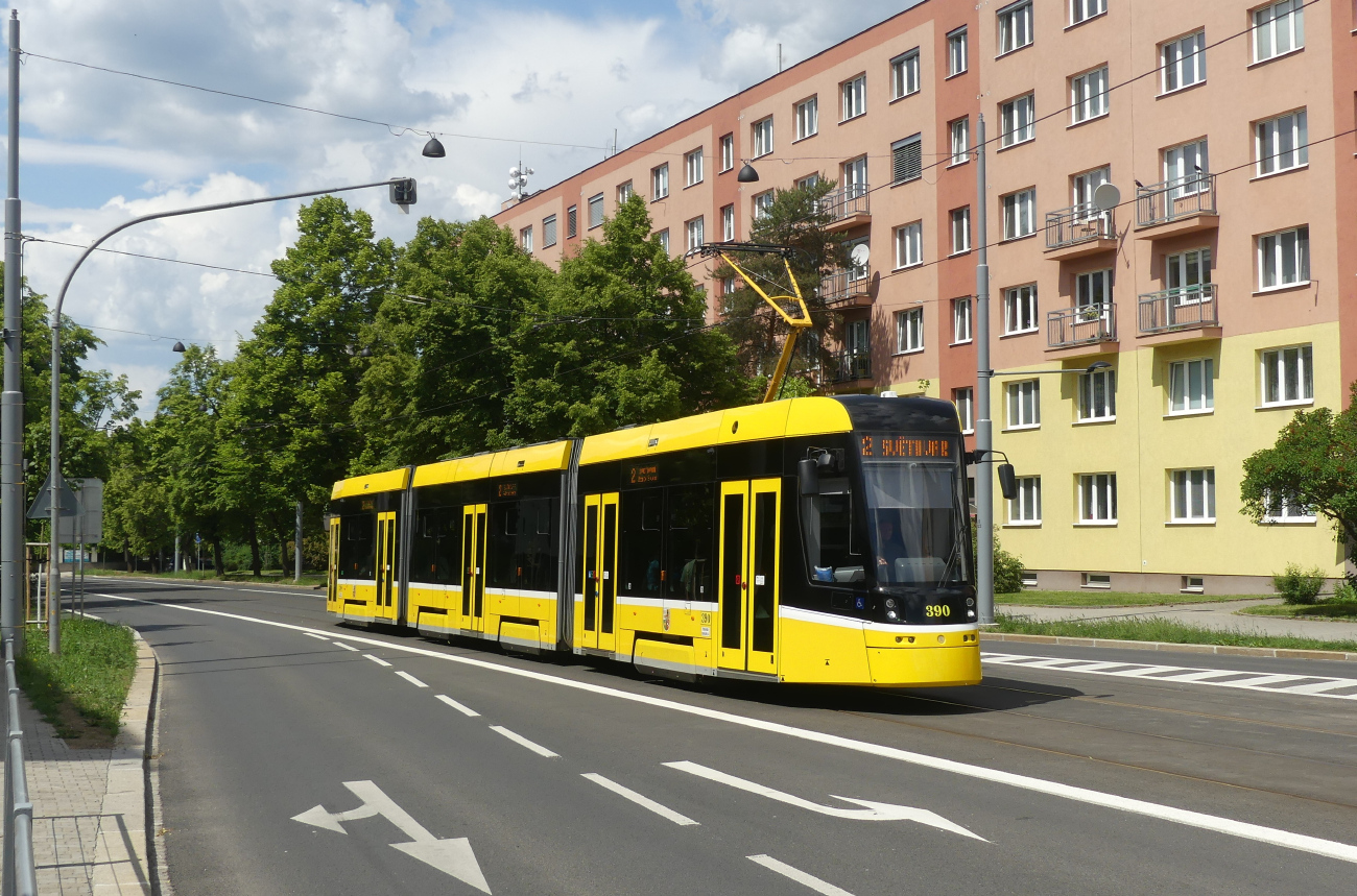 Пльзень, Škoda 40T ForCity Smart № 390