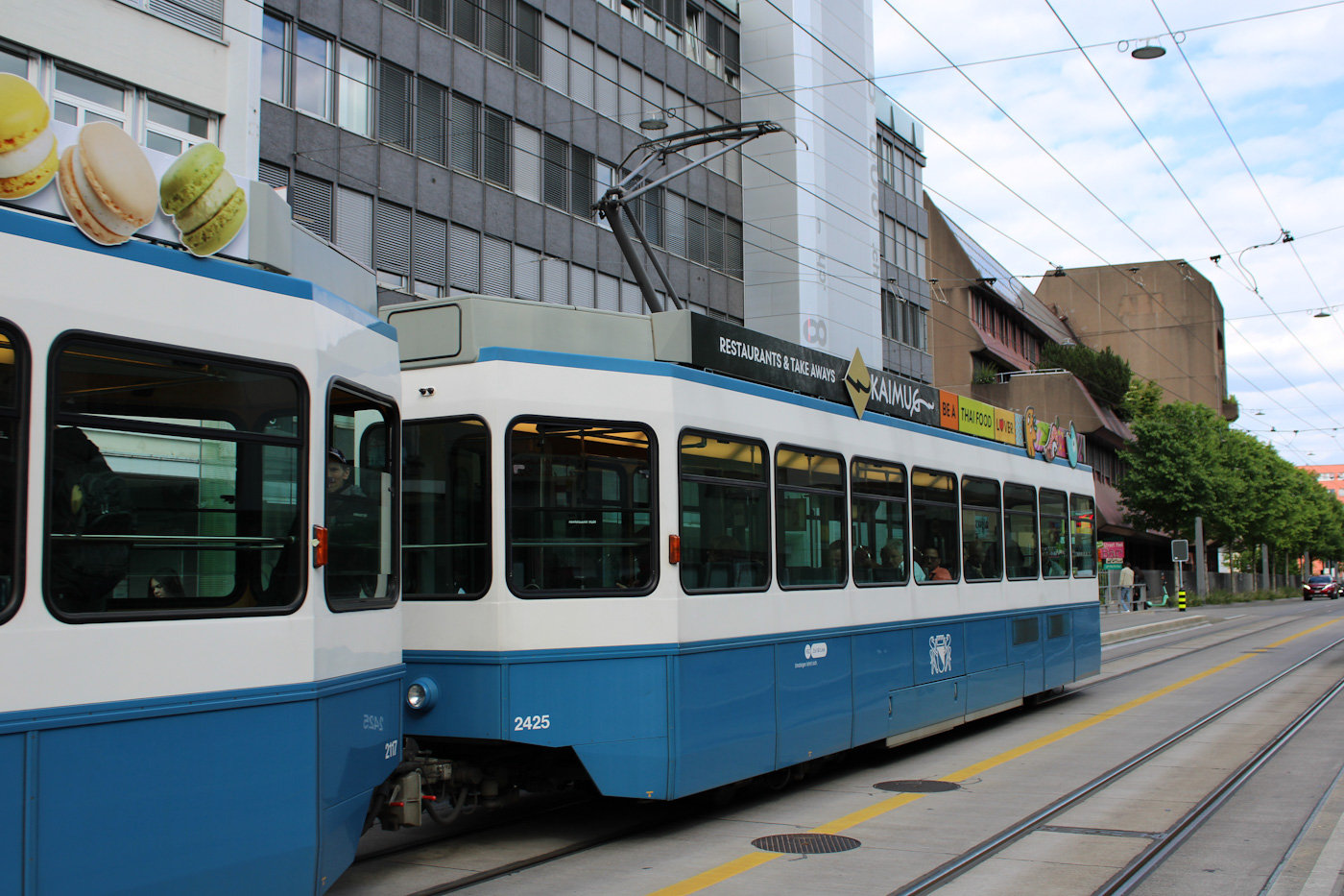 Zurich, SWP/SIG/ABB Be 2/4 "Tram 2000 Pony" Br. 2425