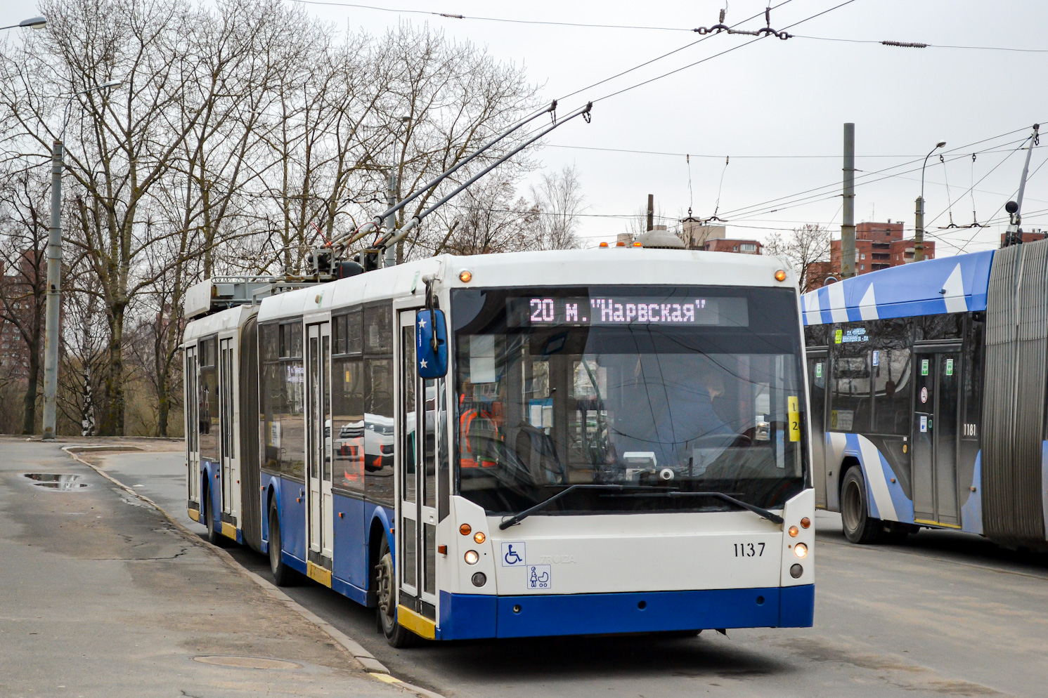 Sankt Petersburg, Trolza-6206.01 “Megapolis” Nr. 1137