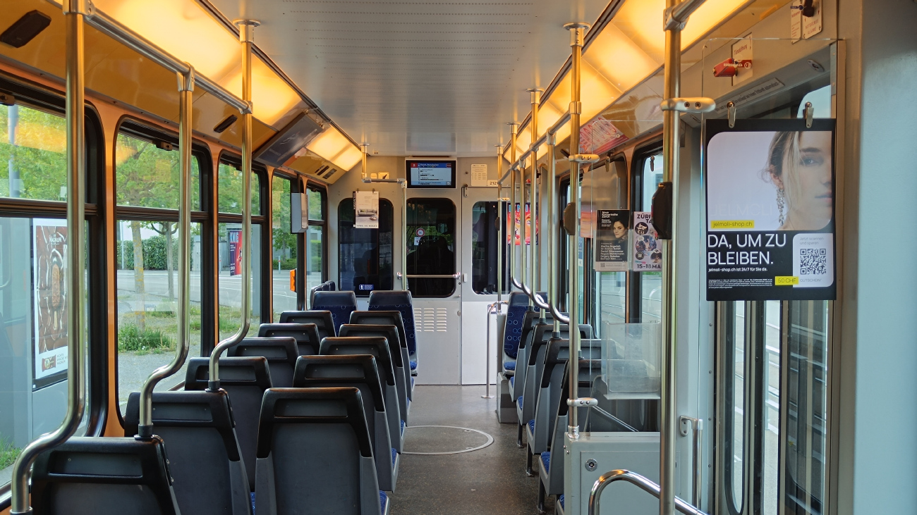 Zurich, SWP/SIG/ABB Be 4/8 "Tram 2000 Sänfte" № 2121