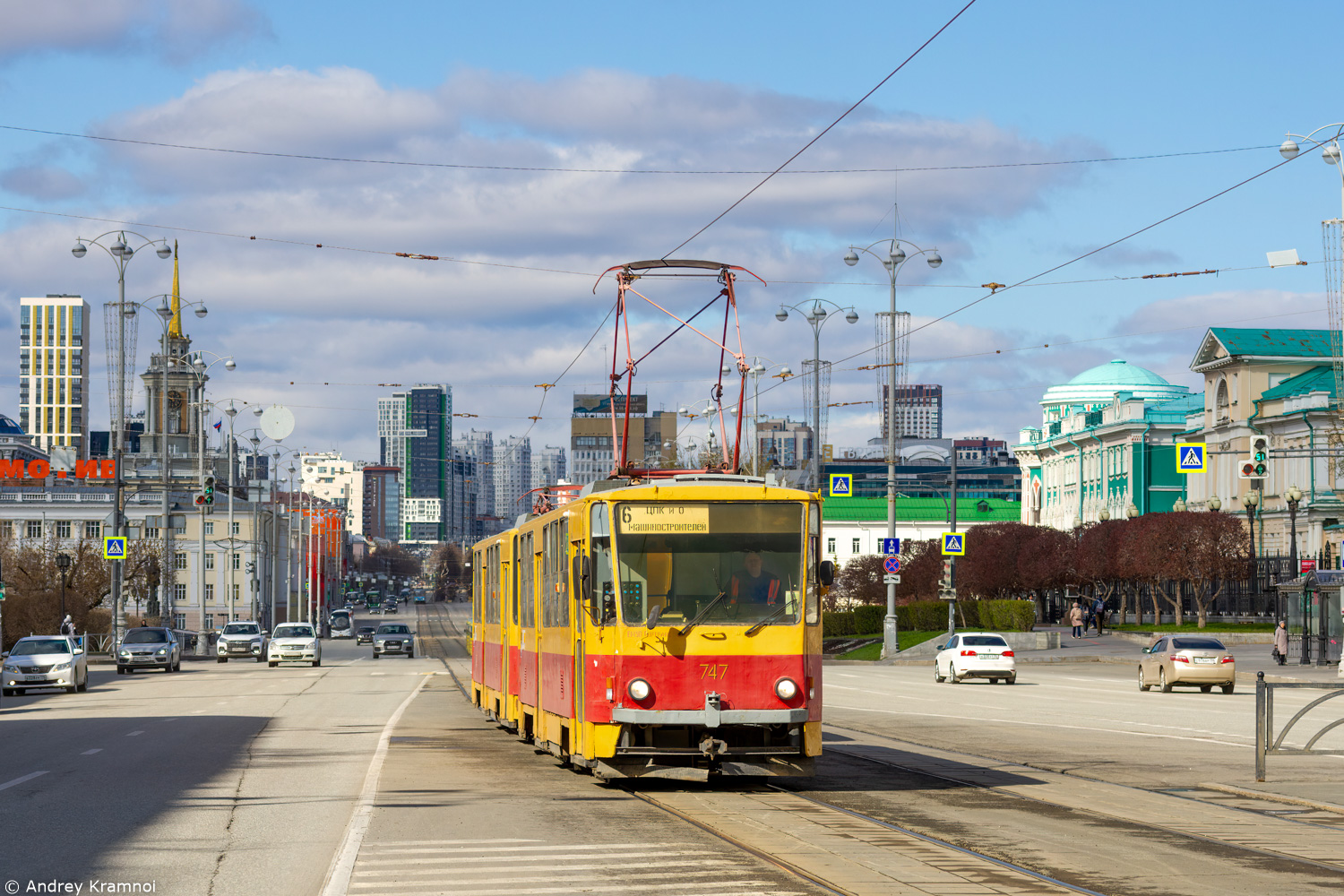 Екатеринбург, Tatra T6B5SU № 747