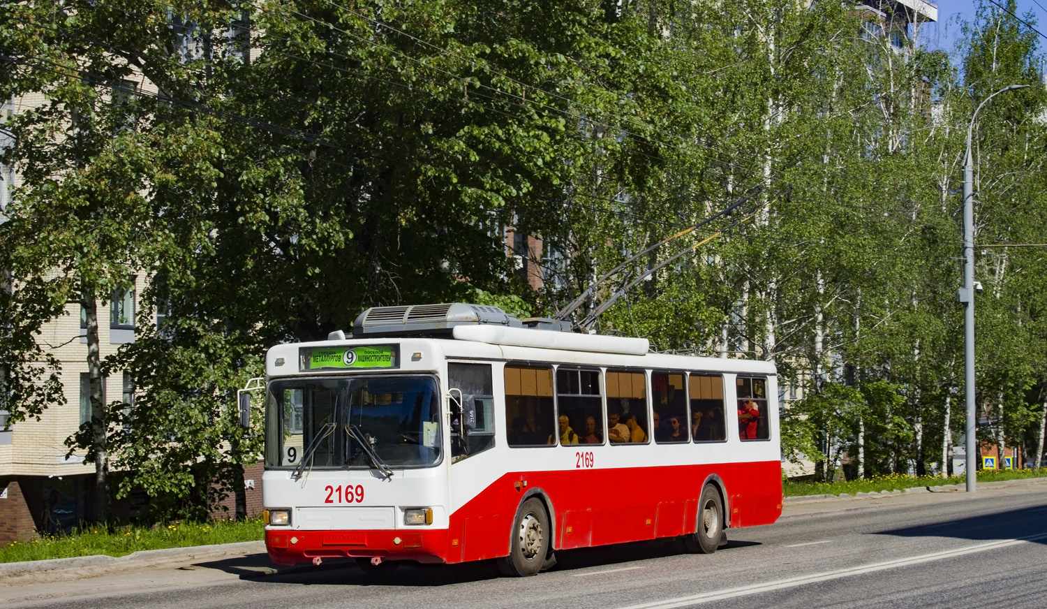 Ижевск, БТЗ-52761А № 2169