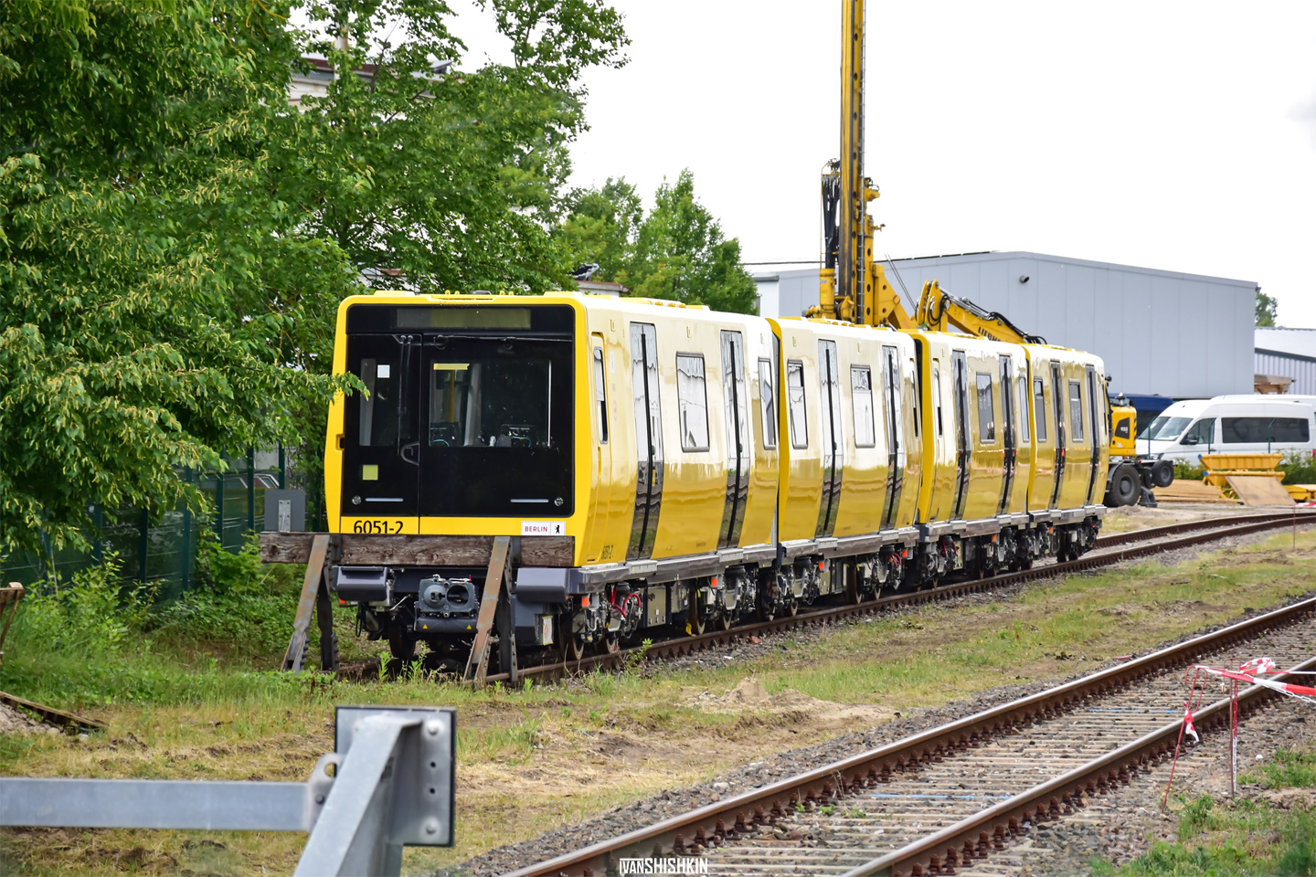 Берлин, BVG JK № 6051-2; Хеннигсдорф — Stadler Deutschland GmbH; Берлин — U-Bahn — Поставка новых вагонов