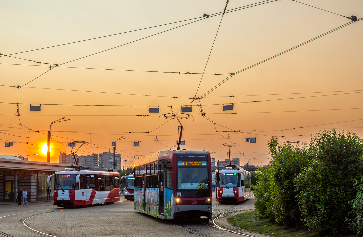 Санкт-Петербург, 71-153 (ЛМ-2008) № 1421; Санкт-Петербург, ЛМ-68М3 № 1206