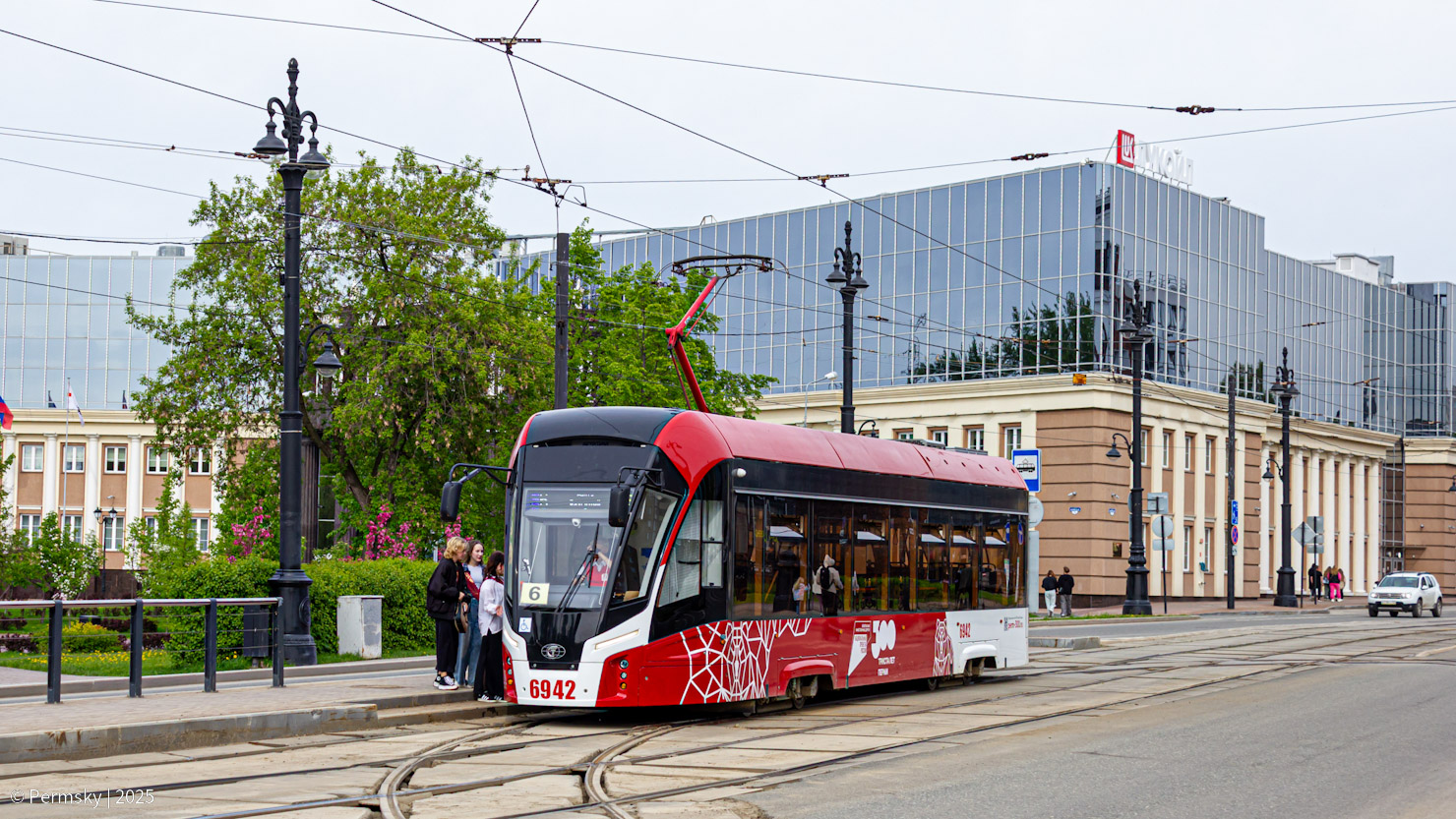 Perm, 71-911EM “Lvyonok” № 6942