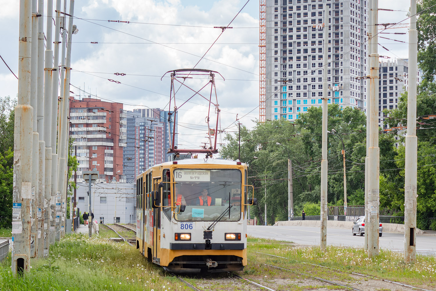 Екатеринбург, 71-402 № 806