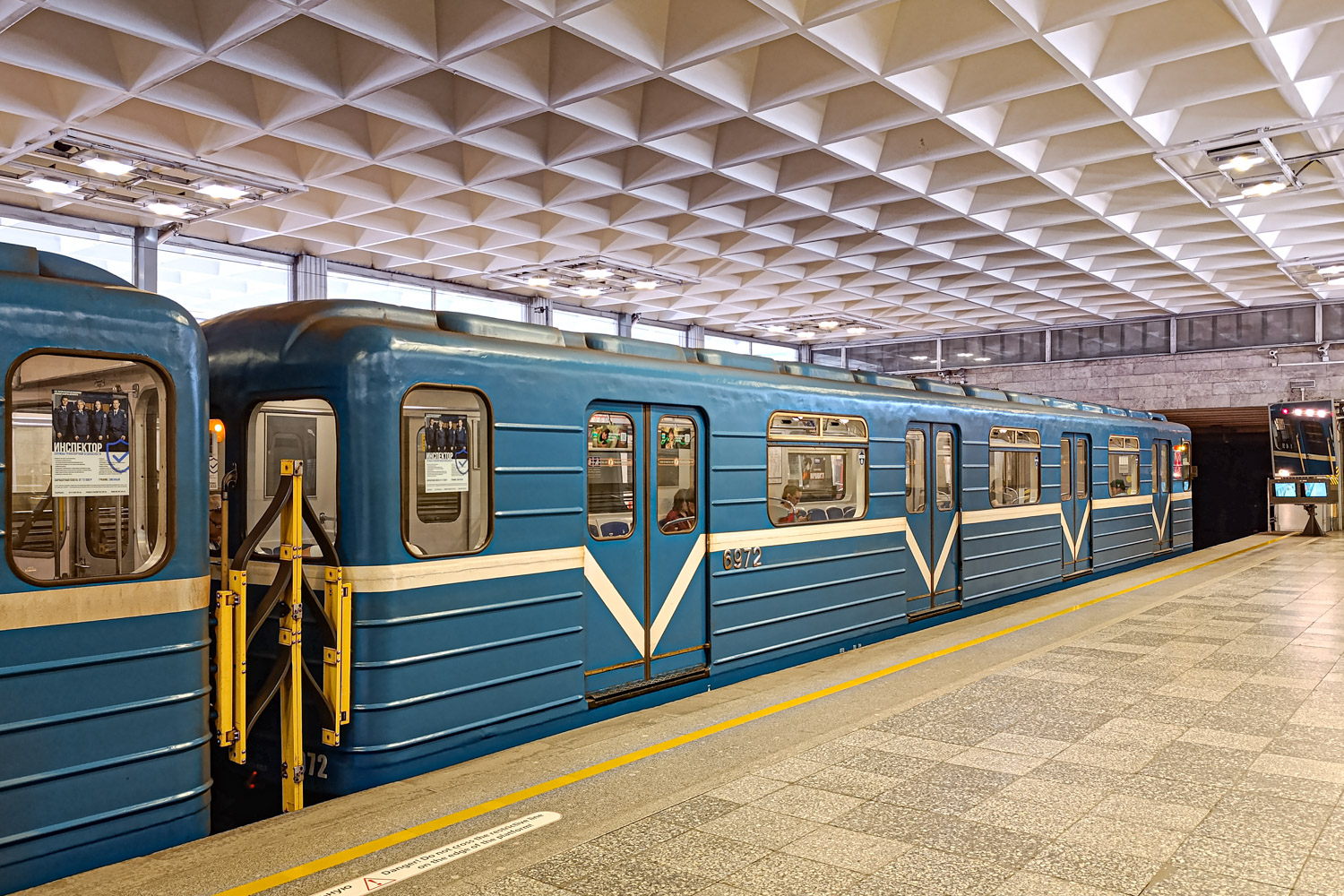 Sankt Peterburgas, Ema-502 nr. 6972