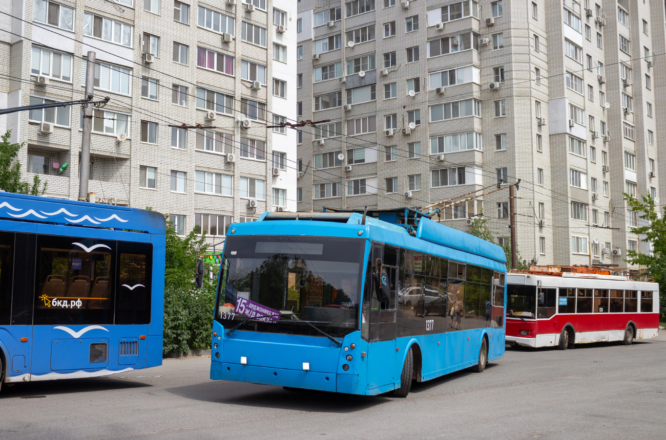 Саратов, Тролза-5265.00 «Мегаполис» № 1377