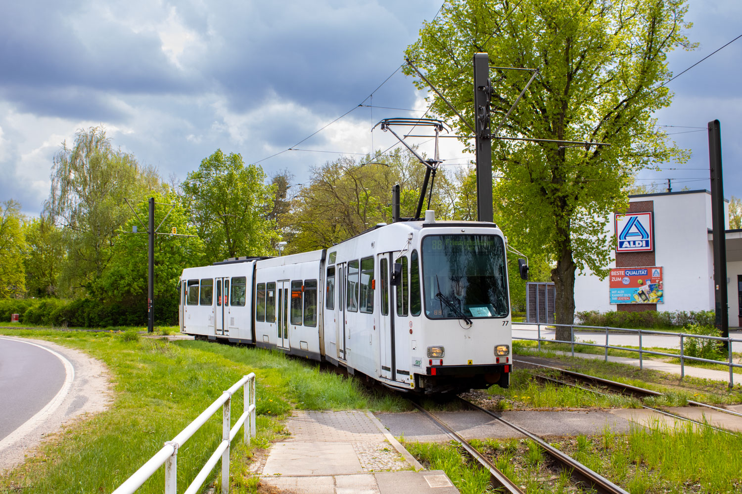 Шёнайхе – Рюдерсдорф, Duewag M6C-NF № 77
