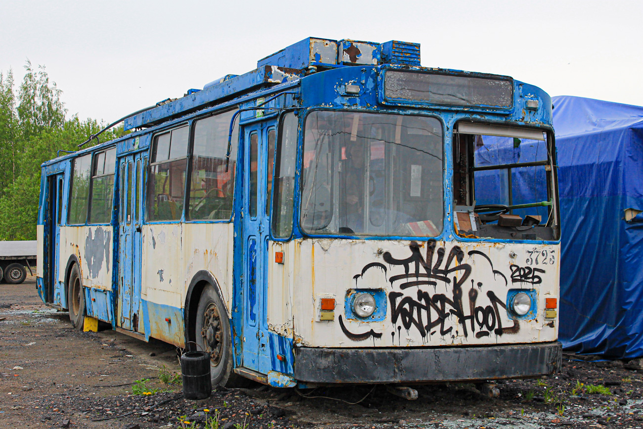 Saint-Petersburg, VMZ-170 Br. 3725